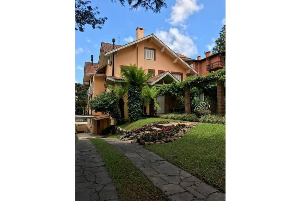 Apartament Mrg - Lindo 1D - Proximo Ao Centro De Gramado Zewnętrze zdjęcie